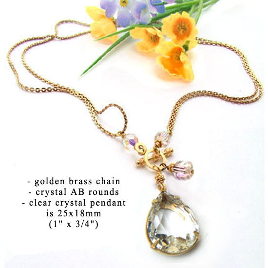 rhinestone pendant is the focus of this do it yourself necklace design idea