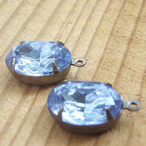 Light Sapphire Vintage Glass Rhinestone Jewels - Ovals